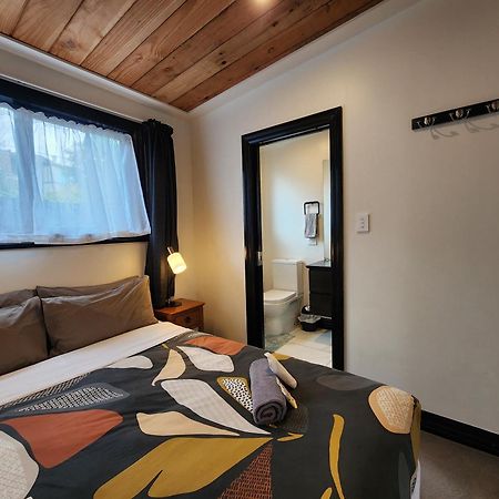 A Stone'S Throw From Town Tiny Home Dunedin Exterior photo